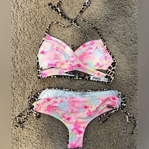 VS pink bikini